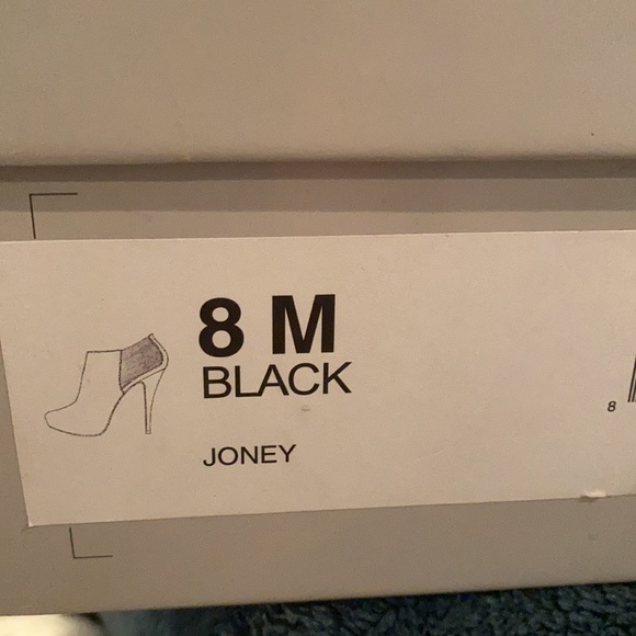 Jessica Simpson Joney black heeled bootie - Picture 11 of 11